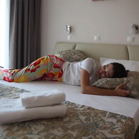 Appartement и студиа алекса And Alexa Sozopol