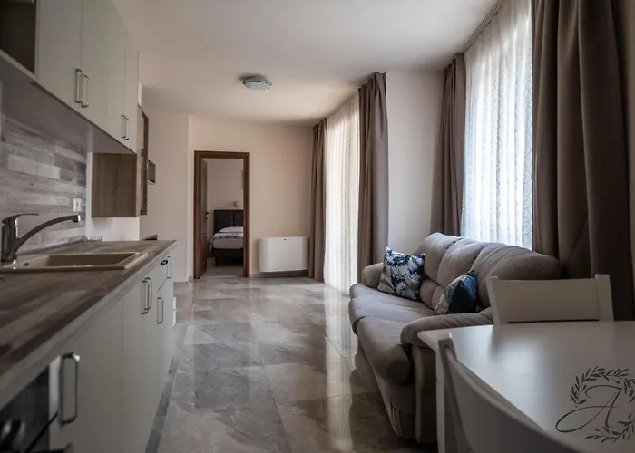 דירה и студиа алекса And Alexa סוזופול