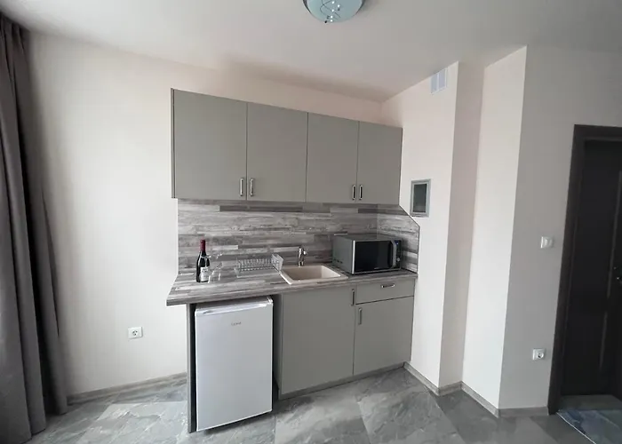 и студиа алекса And Alexa סוזופול