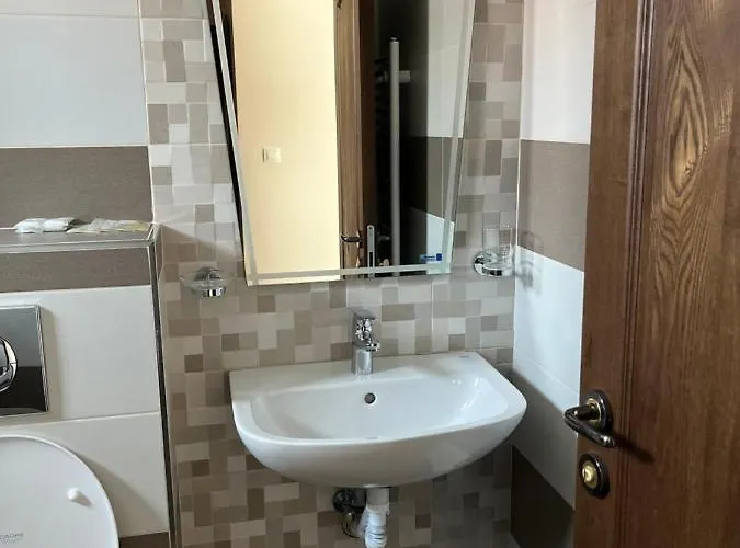 и студиа алекса And Alexa סוזופול