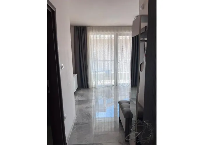 и студиа алекса And Alexa סוזופול