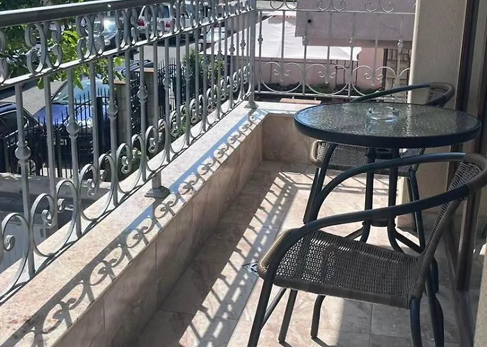 דירה и студиа алекса And Alexa *