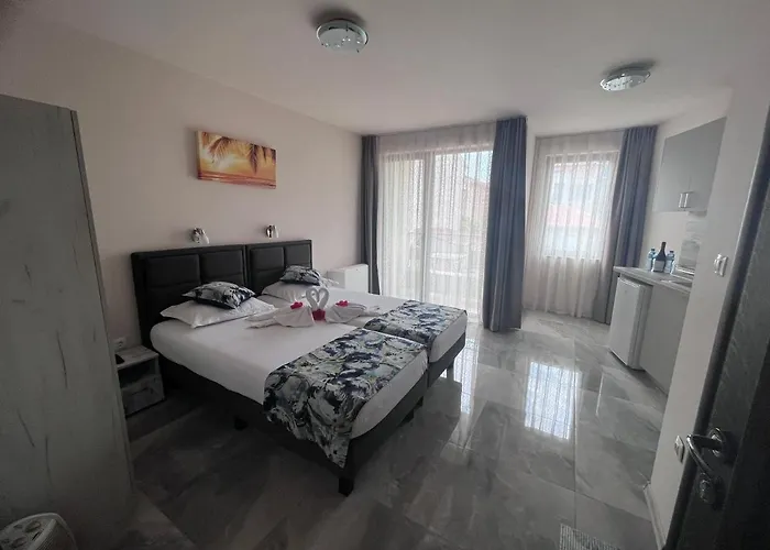 Lejlighed и студиа алекса And Alexa