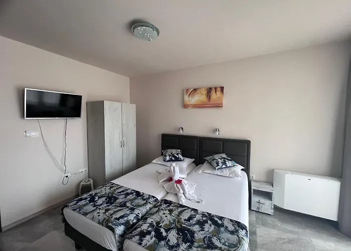 и студиа алекса And Alexa Lejlighed *