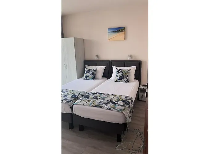 и студиа алекса And Alexa Lejlighed Sozopol